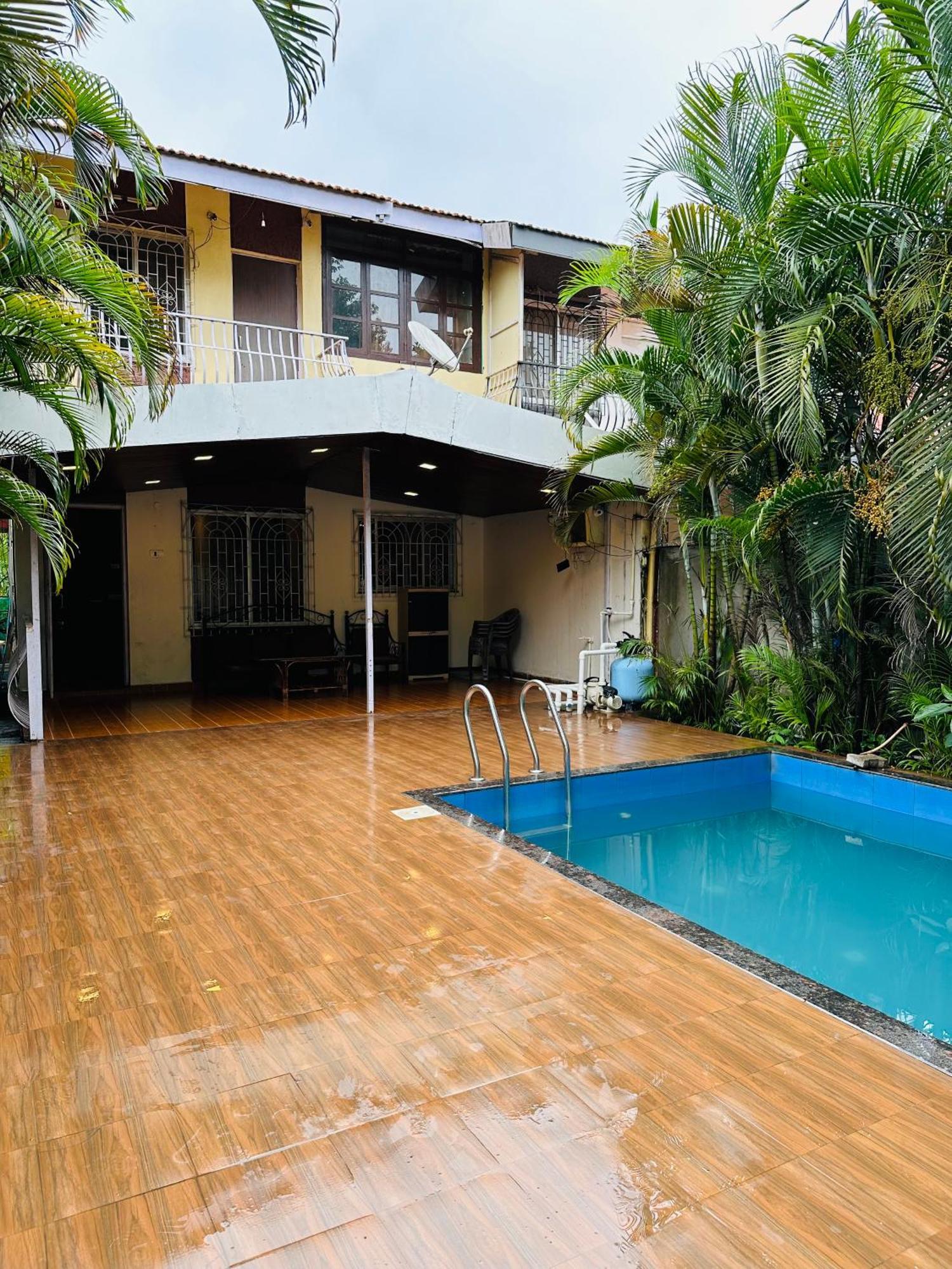 Vila Pool Side House Lonavala Exteriér fotografie